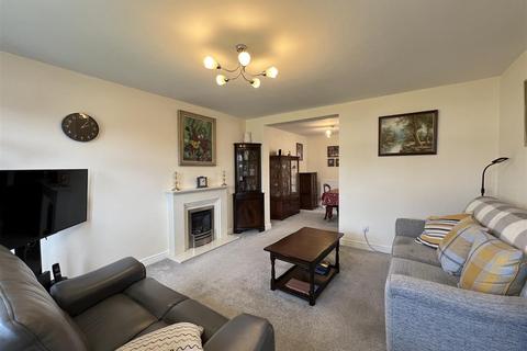 3 bedroom semi-detached house for sale, Camborne Close, Congleton