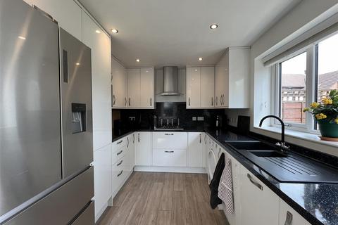 4 Camborne Close, Congleton, CW12 3BG