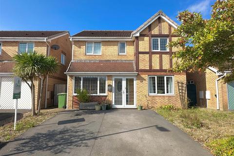 4 bedroom detached house for sale, Minerva Walk, Lydney GL15