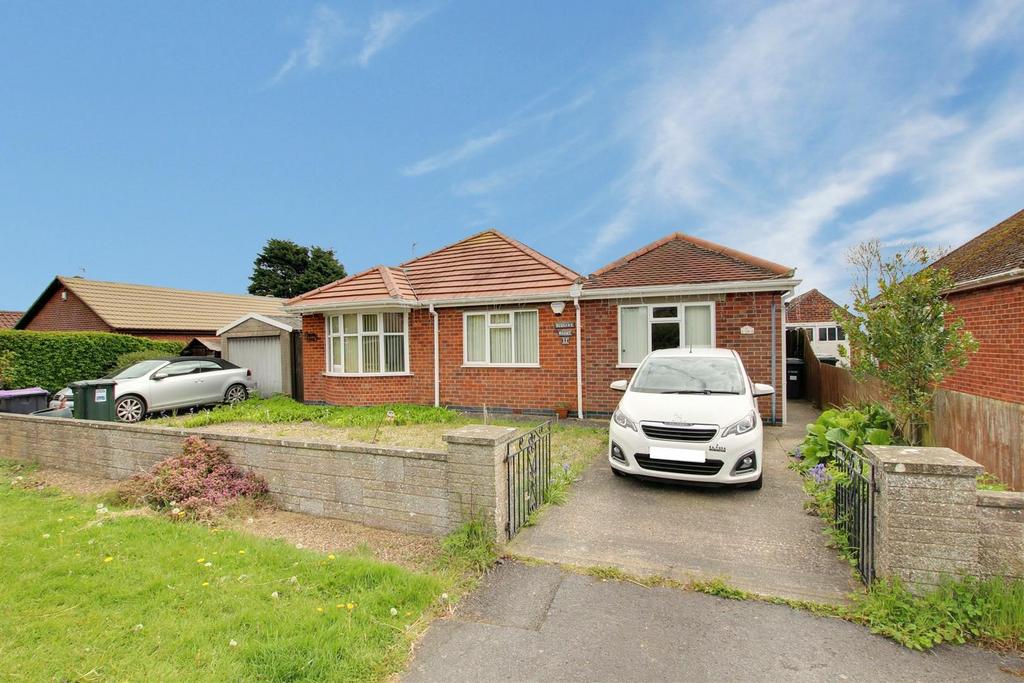 Crabtree Lane, SuttonOnSea LN12 3 bed detached bungalow for sale £