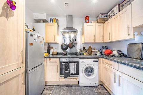 1 bedroom apartment for sale, Equana Apartments, Deptford