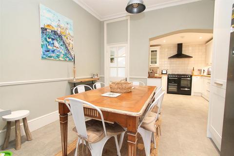 25 Park Road, Wallington, SM6 8AA