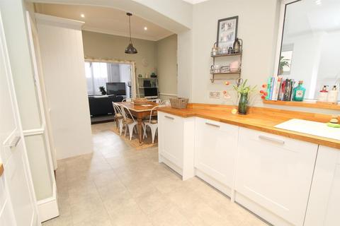 25 Park Road, Wallington, SM6 8AA
