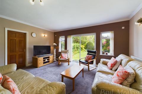 30 Featherbed Lane, Croydon, CR0 9AE