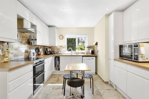 3 bedroom link detached house for sale, Courthouse Road, West Finchley, N12