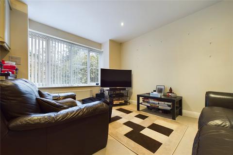 2 bedroom apartment for sale, Armour Road, Tilehurst, Reading, Berkshire, RG31