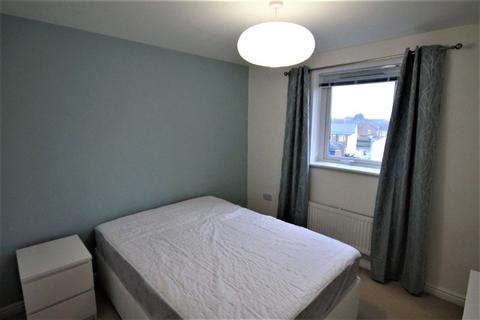 2 bedroom flat to rent, Shepherds Court, Gilesgate, Durham, DH1