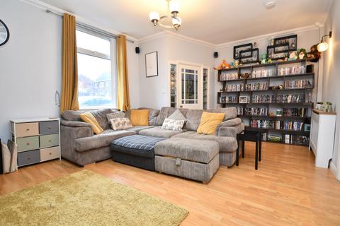 28 Boarshaw Road, Middleton, Manchester, M24 6AG