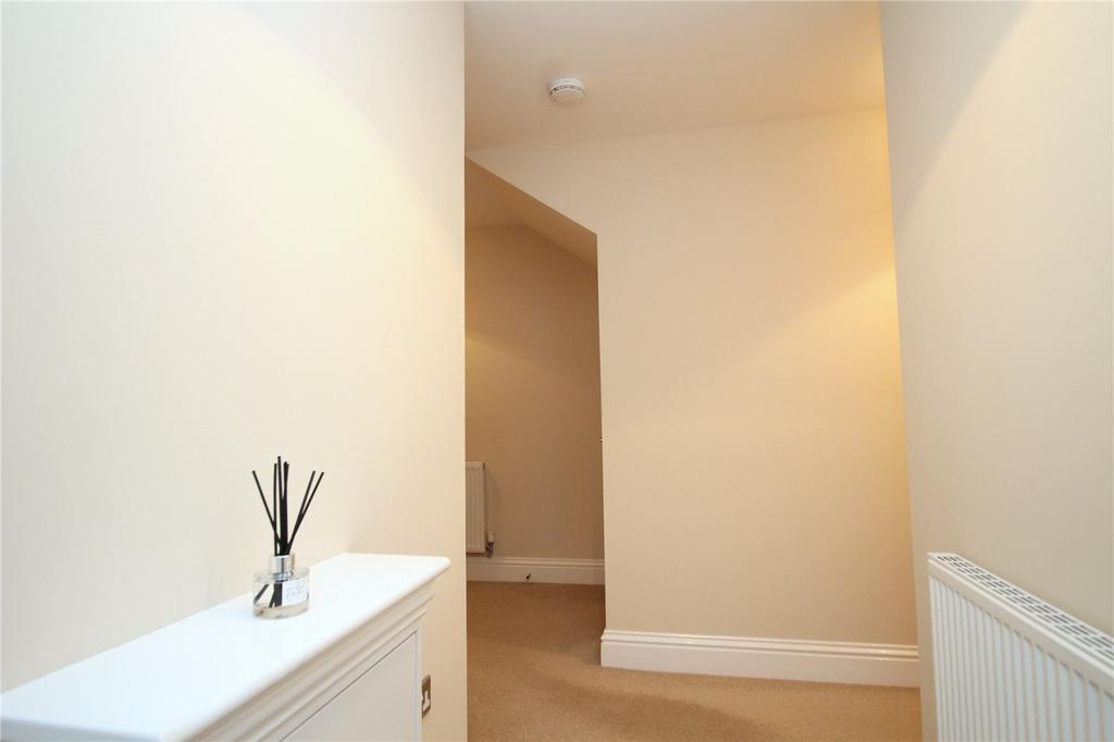 Saunders Street, Southport... 2 bed apartment for sale £190,000