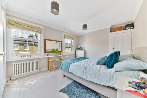 2 bedroom terraced house for sale, Calvert Road, Greenwich, London, SE10 0DF