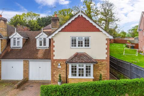 3 bedroom semi-detached house for sale, Old Horsham Road, Southgate, Crawley, West Sussex