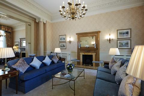 3 bedroom flat to rent, Knightsbridge, London SW7, Knightsbridge SW7