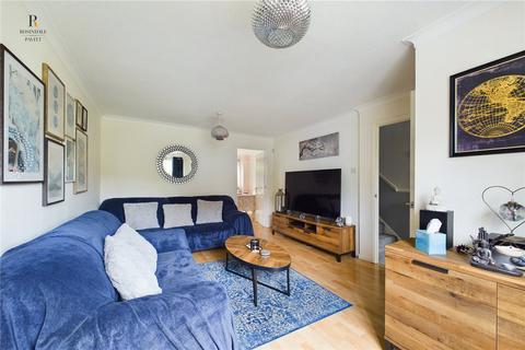 16 Arcadia Close, Carshalton, SM5 2AE