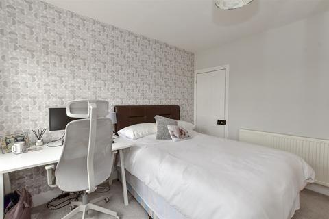 14 Princes Road, Hextable, Swanley, BR8 7RU