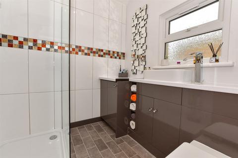 14 Princes Road, Hextable, Swanley, BR8 7RU