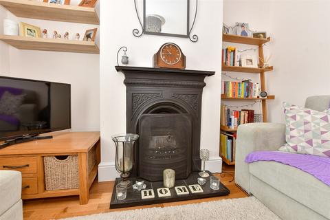 14 Princes Road, Hextable, Swanley, BR8 7RU