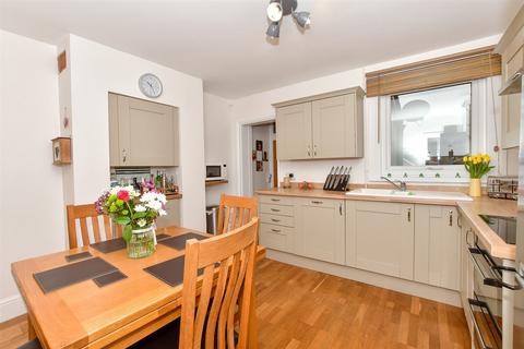 14 Princes Road, Hextable, Swanley, BR8 7RU