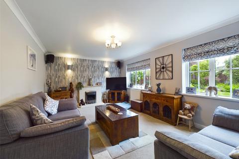 4 bedroom detached house for sale, Waterdale Close, Hardwicke, Gloucester, Gloucestershire, GL2