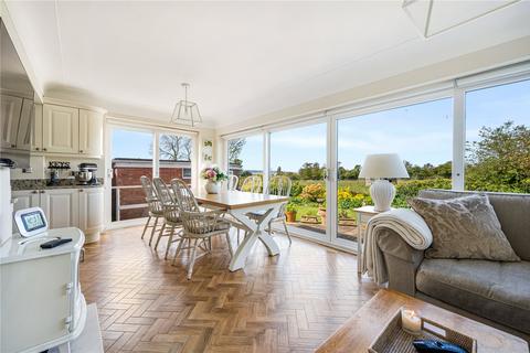 24 Seabank Road, Wirral, CH60 4SW