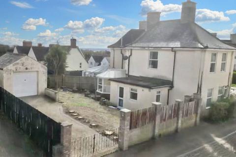 3 bedroom end of terrace house for sale, The Octagon, Bulwark, Chepstow, Monmouthshire NP16