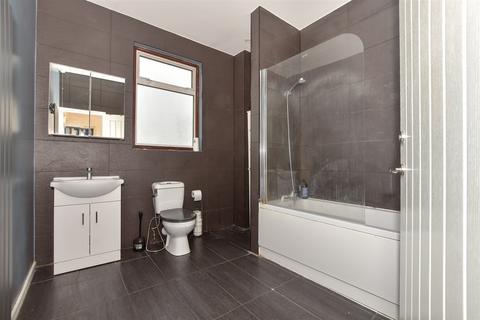 39 Cecil Road, Ilford, IG1 2EW