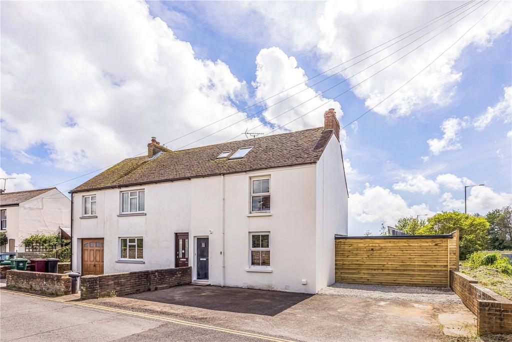 Oving Road, Chichester, West Sussex, PO20 3 bed semidetached house for sale £375,000