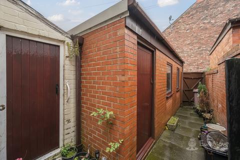 39 Bates Crescent, St Helens, WA10 3NL