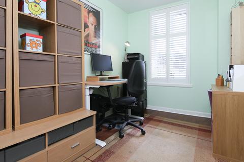 16/13 Chapel Lane, Edinburgh, EH6 6SG