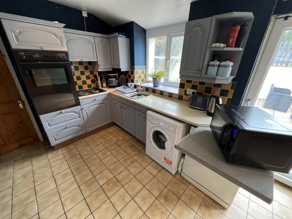 Rear Kitchen/Breakfast Room