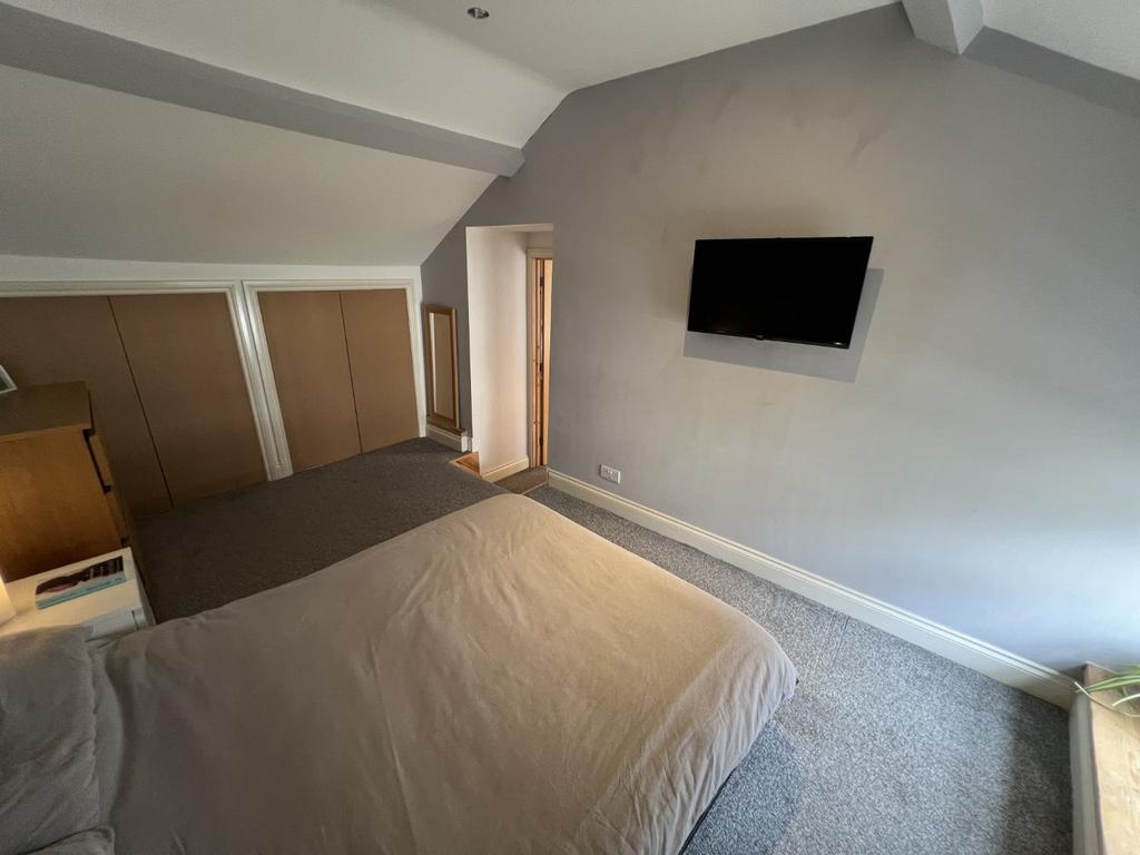 Master Bedroom 3