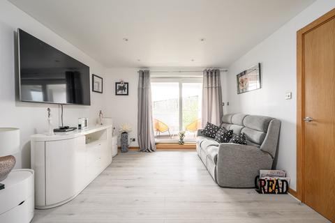 2 bedroom flat for sale, Hesperus Crossway, Edinburgh EH5