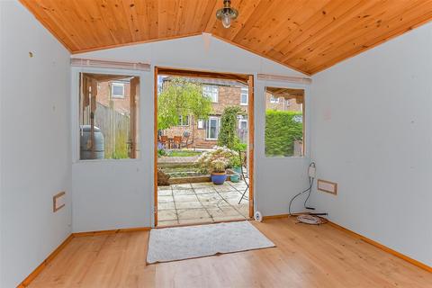 13 Markland Road, Dover, CT17 9LY