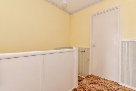 35 Old Park Hill, Dover, CT16 2AW