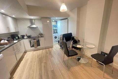 3 bedroom maisonette to rent, London N19