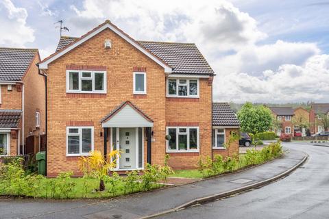4 bedroom detached house for sale, Cirencester Close, Bromsgrove, Worcestershire, B60