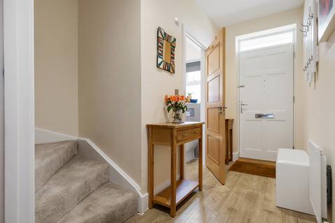 32 Roper Crescent, Sunbury-on-thames, TW16 5BA