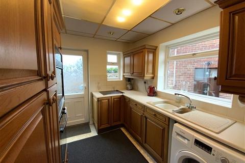 3 bedroom semi-detached house for sale, Lodge Lane, Aston, Sheffield, S26 2BL