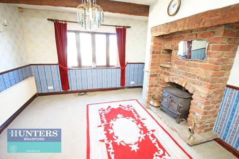 2 bedroom terraced bungalow for sale, Briardale Road Heaton, Bradford, West Yorkshire, BD9 6PT