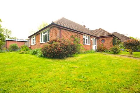 3 bedroom detached bungalow for sale, Wyndham Close, Leigh TN11