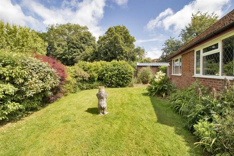 3 bedroom detached bungalow for sale, Wyndham Close, Leigh TN11