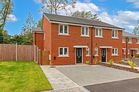 4 bedroom semi-detached house for sale, Oakwood Road, Bricket Wood, St. Albans