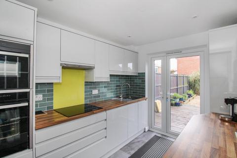 42 Sercombe Park, Clevedon, BS21 5BD