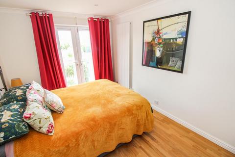 42 Sercombe Park, Clevedon, BS21 5BD
