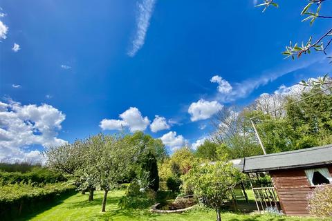 9 Manor Close, Wroughton, Swindon, SN4 9JN