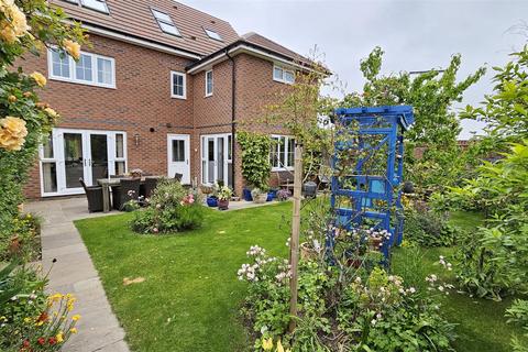 8 The Wickets, Bottesford, Nottingham, NG13 0HW
