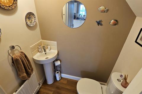 8 The Wickets, Bottesford, Nottingham, NG13 0HW