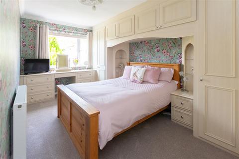 2 bedroom detached bungalow for sale, Fairham Close, Ruddington, Nottingham