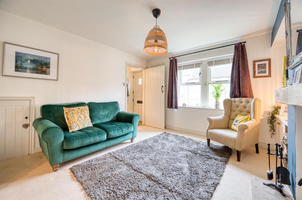 Living Room to window.jpg