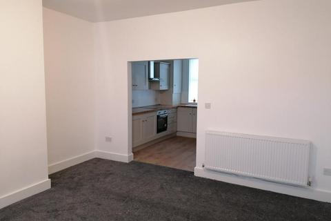 2 bedroom house to rent, Rochdale Road, Oldham OL2