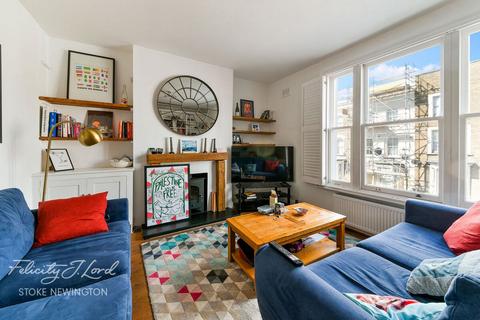 3 bedroom apartment for sale, Barbauld Road, London